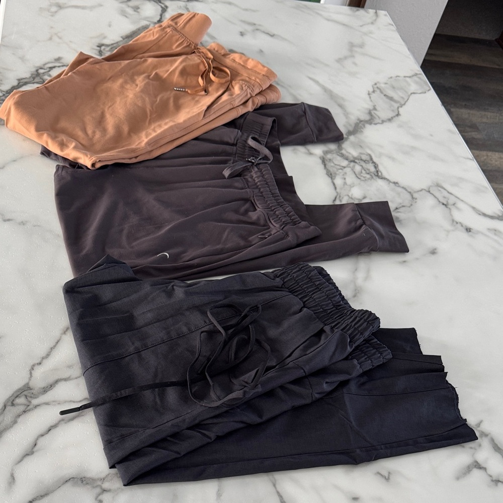 Size Large Zyia Pants Bundle